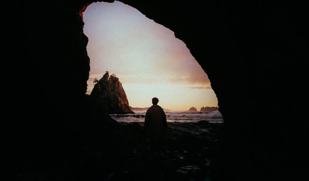 slava-jamm-hcHK7E4iusI-unsplash